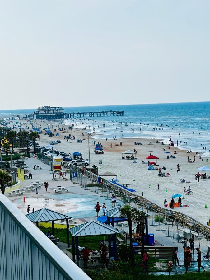 Oceanfront Oasis Aparthotel Daytona Beach Exterior foto