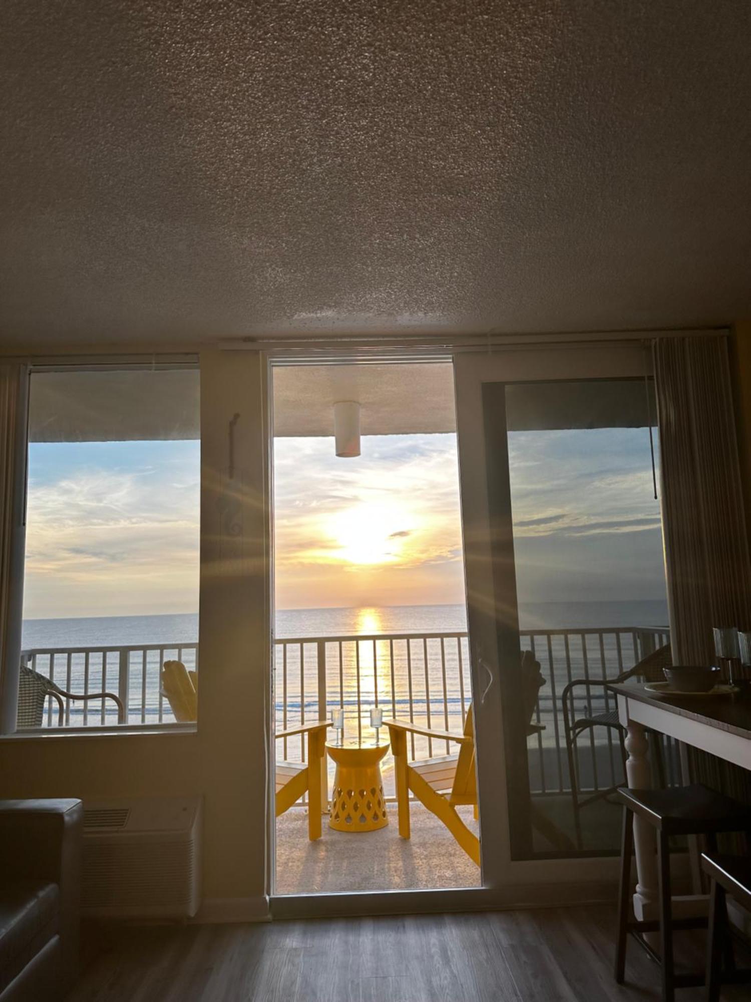 Oceanfront Oasis Aparthotel Daytona Beach Exterior foto