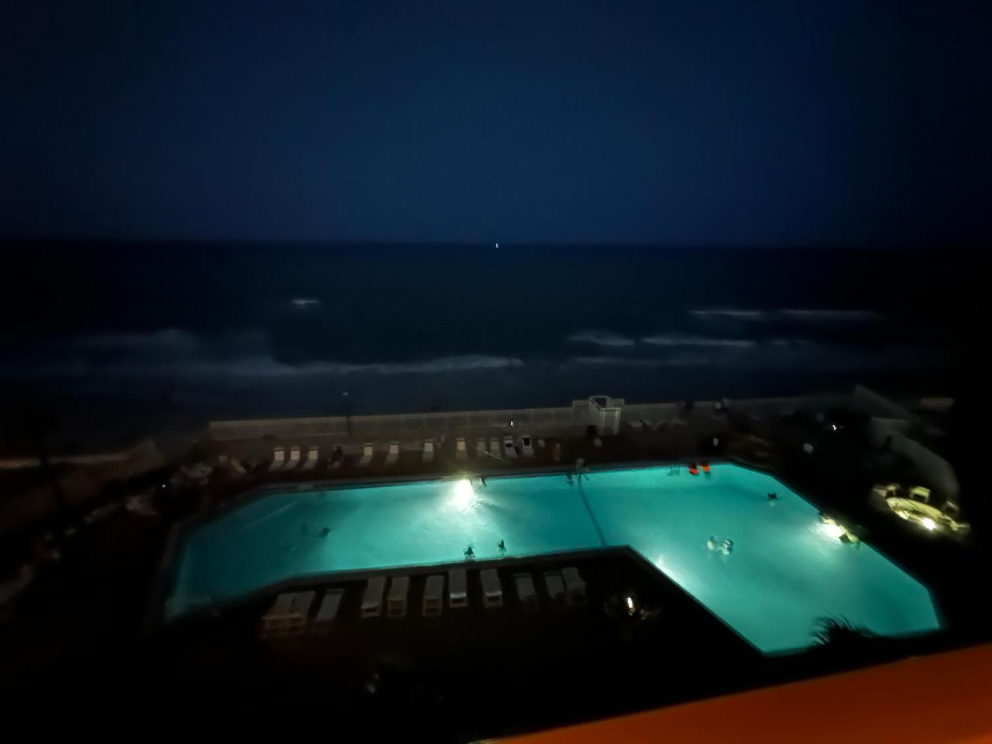 Oceanfront Oasis Aparthotel Daytona Beach Exterior foto