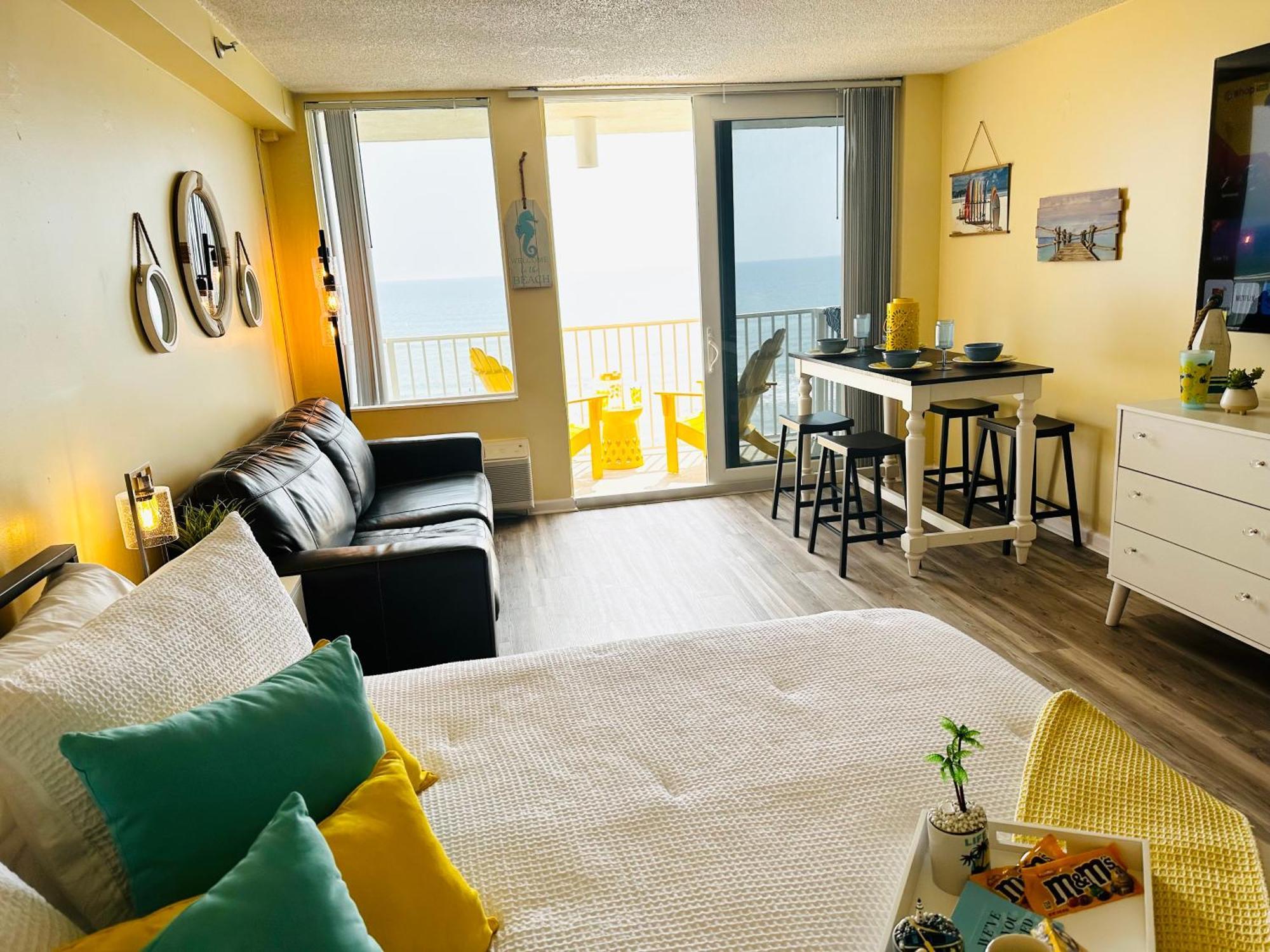 Oceanfront Oasis Aparthotel Daytona Beach Exterior foto